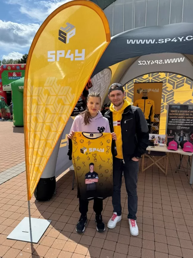 NISAOPEN - stánek SP4Y